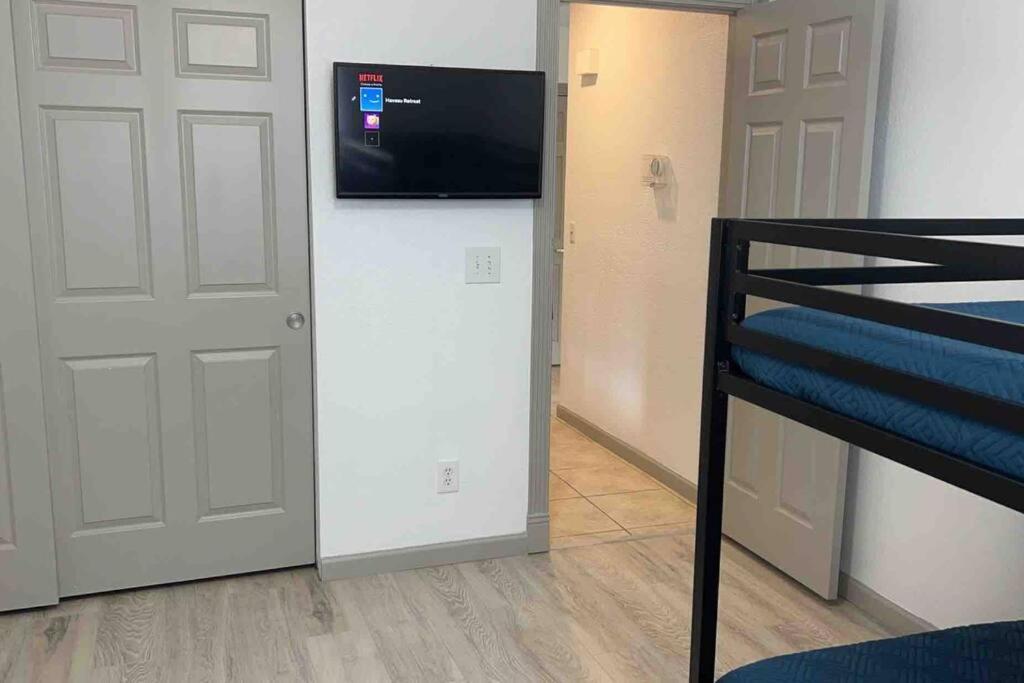 Spacious Getaway! Pool, Spa, Sleeps 9 Lake Havasu City Exterior foto